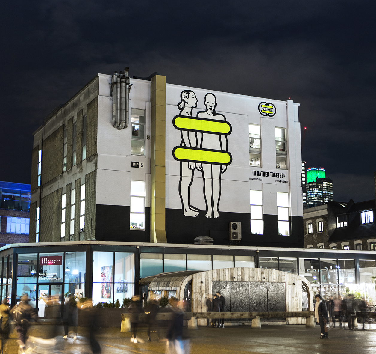 mp5-chime-GUCCI_ArtWall_Night_London_01_Courtesy of Samuel Keyte